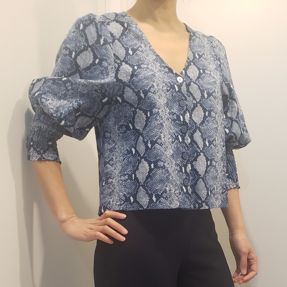 Stella and dot top - Picture 1 of 7